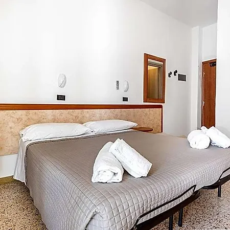 Lily 3* Rimini