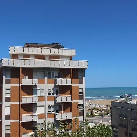 Lily Hotell Rimini