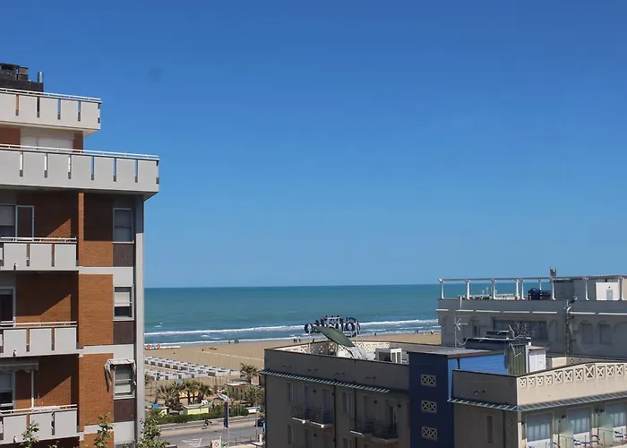 Lily Hotel 3*